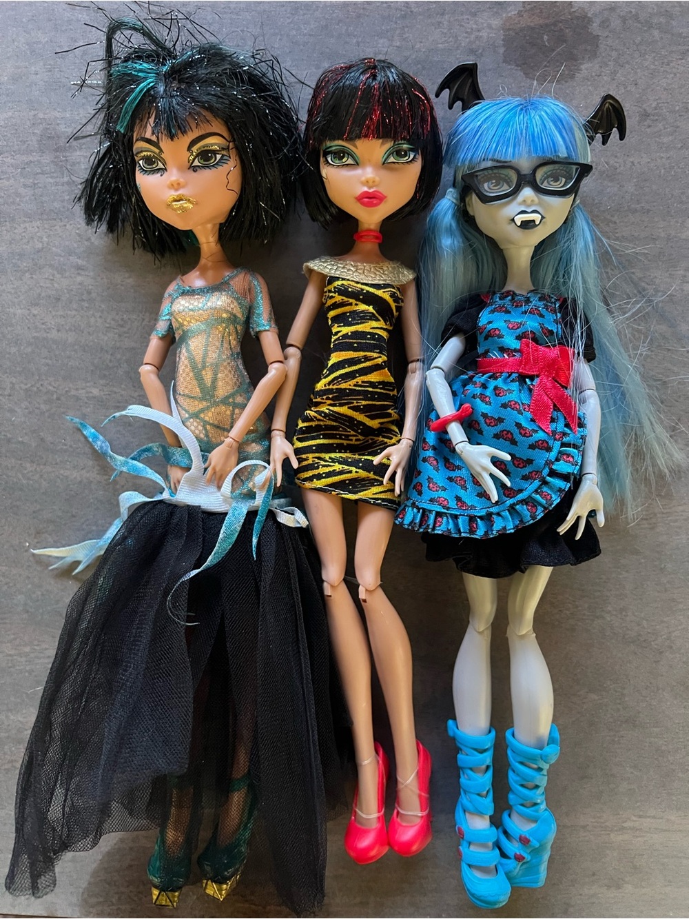 Lot of Cleo and Ghoulia Monster High dolls